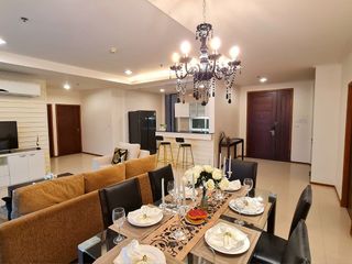 For rent 3 bed serviced apartment in Watthana, Bangkok