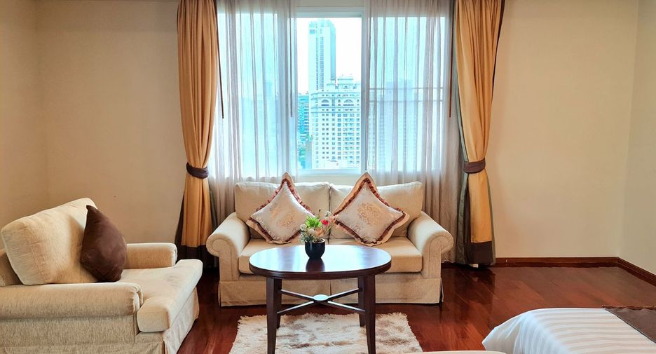Serviced Apartment zur Miete mit 3 Zimmer in Watthana, Bangkok