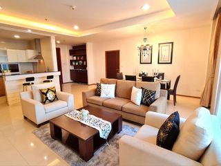 For rent 3 bed serviced apartment in Watthana, Bangkok