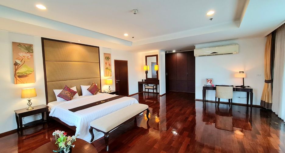 Serviced Apartment zur Miete mit 3 Zimmer in Watthana, Bangkok