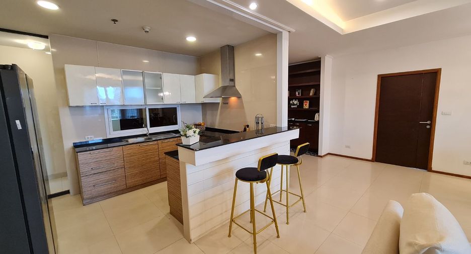 Serviced Apartment zur Miete mit 3 Zimmer in Watthana, Bangkok