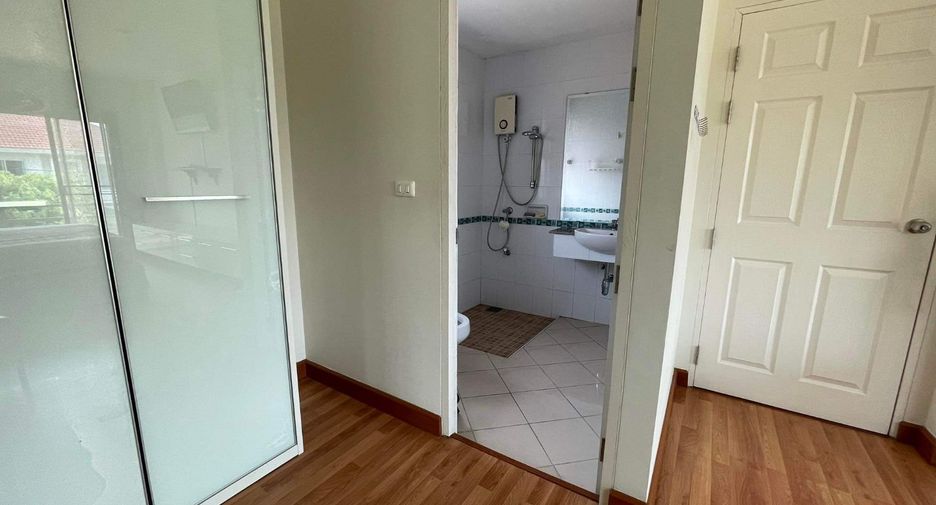 Аренда и продажа 4 спальни дом в Сан Кампаенг, Чианг Маи