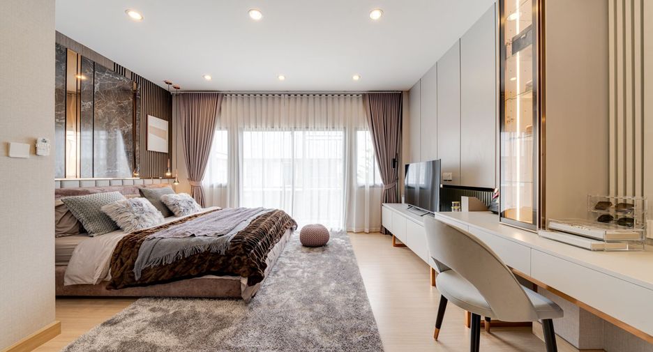 For sale 4 bedrooms house in Prawet, Bangkok