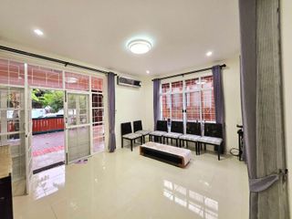 For rent 6 bed house in San Kamphaeng, Chiang Mai