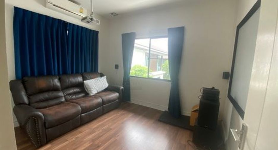 For sale 4 bedrooms house in Prawet, Bangkok