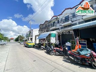 For sale 3 bed retail Space in Bang Sao Thong, Samut Prakan