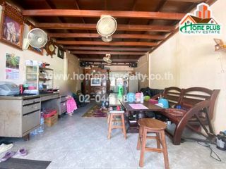 For sale 3 bed retail Space in Bang Sao Thong, Samut Prakan
