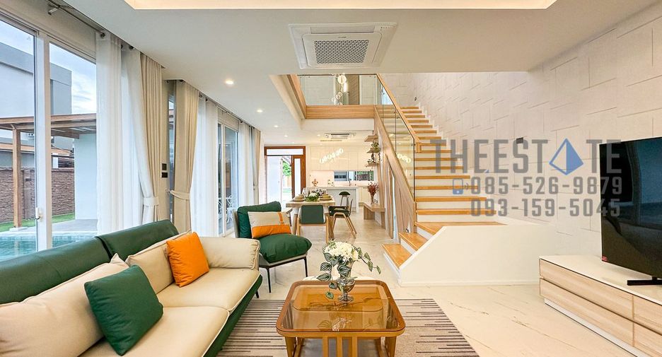 For rent 4 bedrooms house in San Kamphaeng, Chiang Mai