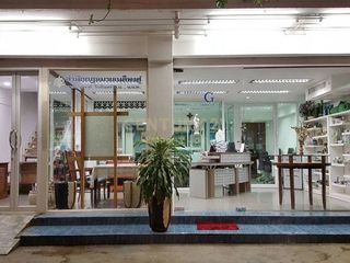 出售 4 卧室 商业空间 在 Bang Na, 曼谷