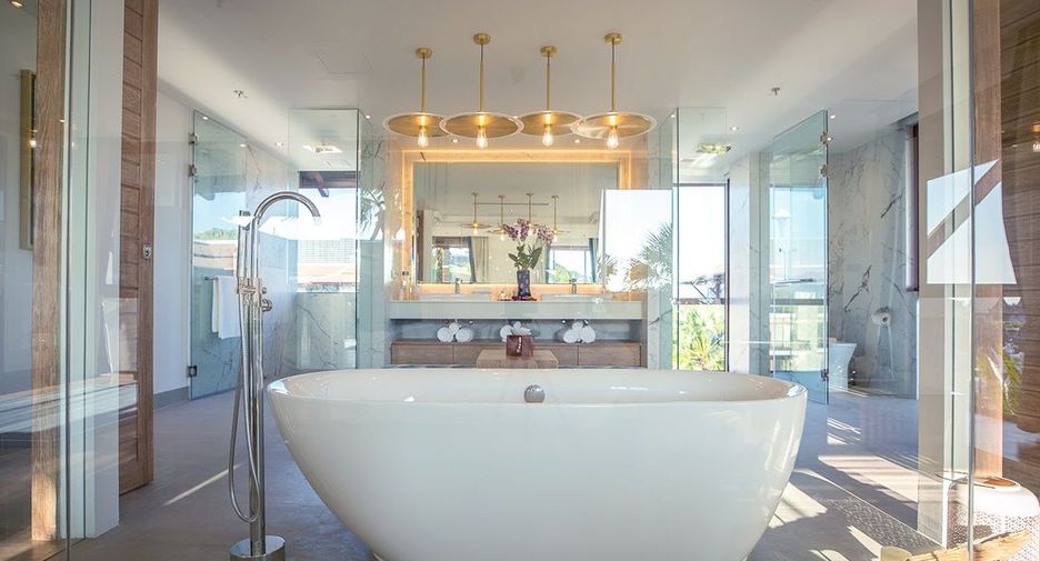 For sale 4 Beds condo in Mueang Phuket, Phuket