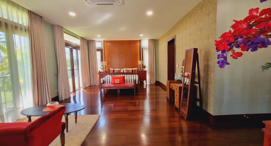 For sale 5 Beds house in Saraphi, Chiang Mai