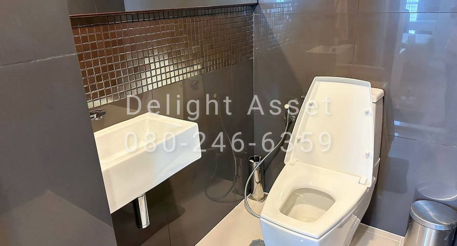 À vendre 1 chambre condo à Sathon, Bangkok