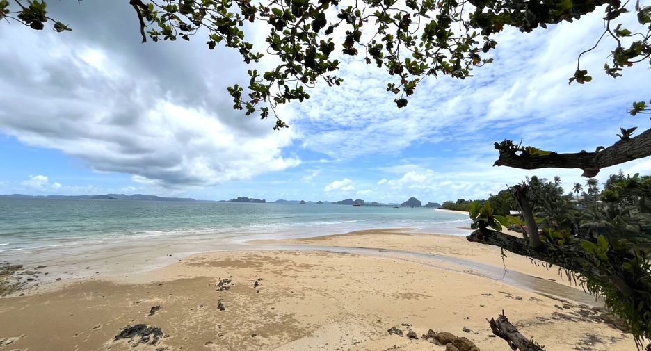 Gewerbefläche zum Kauf in Mueang Krabi, Krabi