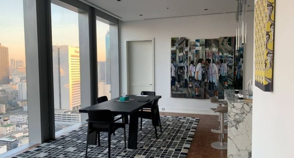 Condo en alquiler de 2 habitaciones en Sathon, Bangkok