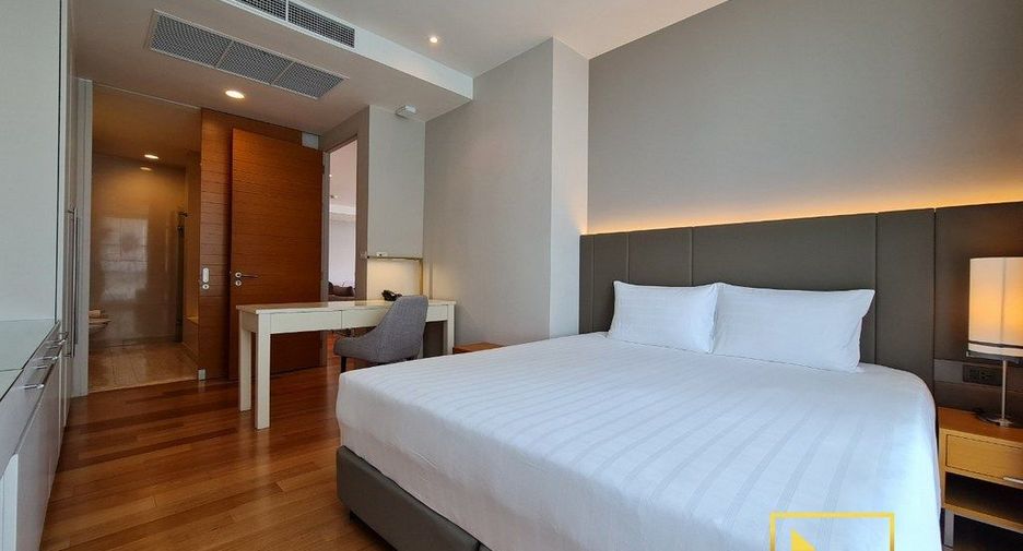 For rent 3 Beds apartment in Bang Kho Laem, Bangkok