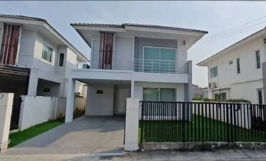 Продажа 3 спальни дом в Mueang Chon Buri, Чонбури
