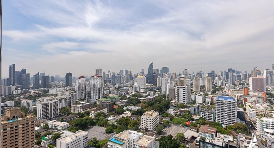 Wohnung zur Miete mit 2 Zimmer in Watthana, Bangkok