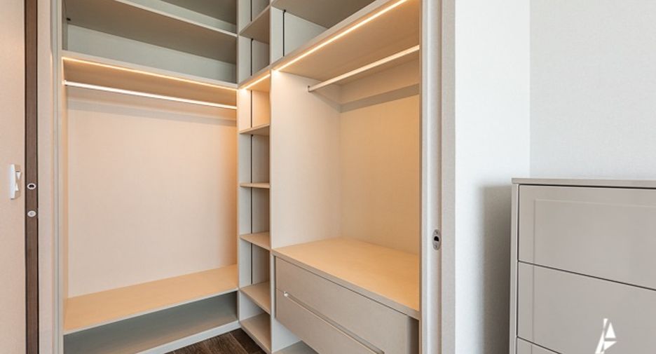 Wohnung zur Miete mit 2 Zimmer in Watthana, Bangkok