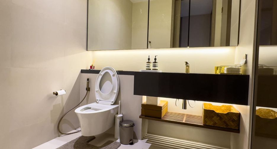 Condo en venta de 4 habitaciones en Khlong Toei, Bangkok