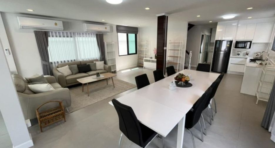 For rent 4 ベッドルーム house in Phaya Thai, Bangkok