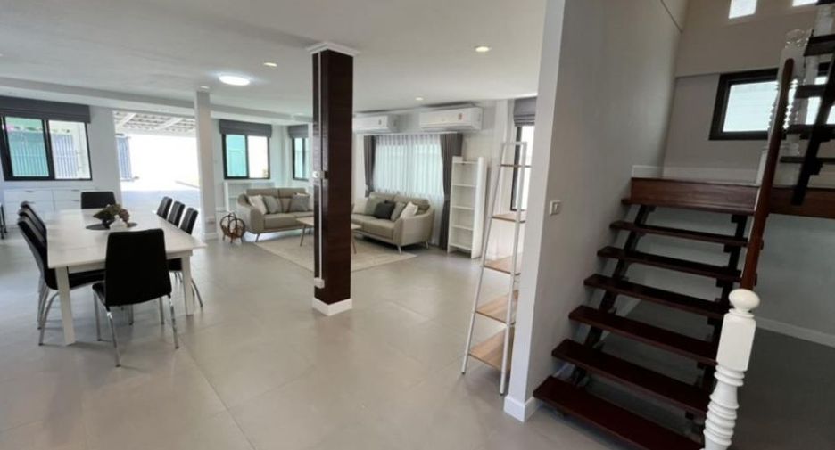 For rent 4 ベッドルーム house in Phaya Thai, Bangkok