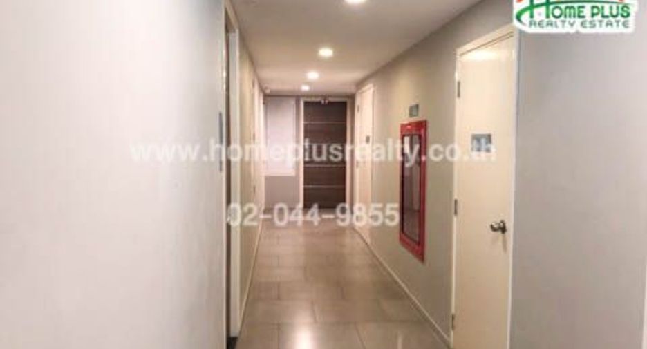 For sale 1 Beds condo in Lat Phrao, Bangkok