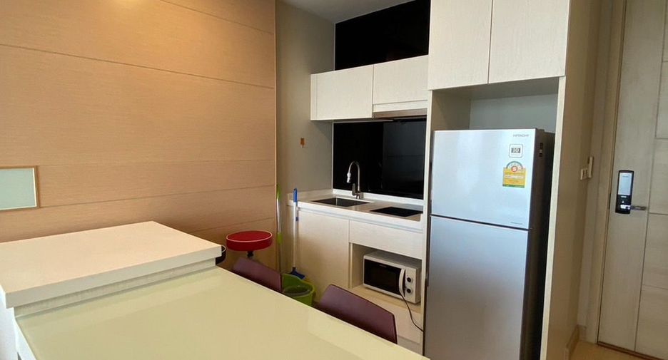 Condo en alquiler de 1 habitaciones en Bang Lamung, Chonburi