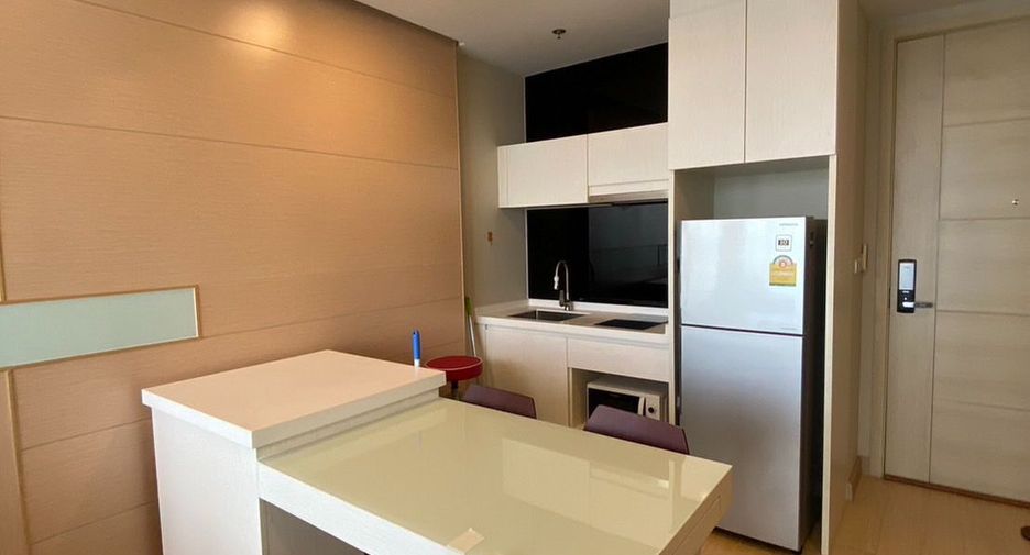 Condo en alquiler de 1 habitaciones en Bang Lamung, Chonburi