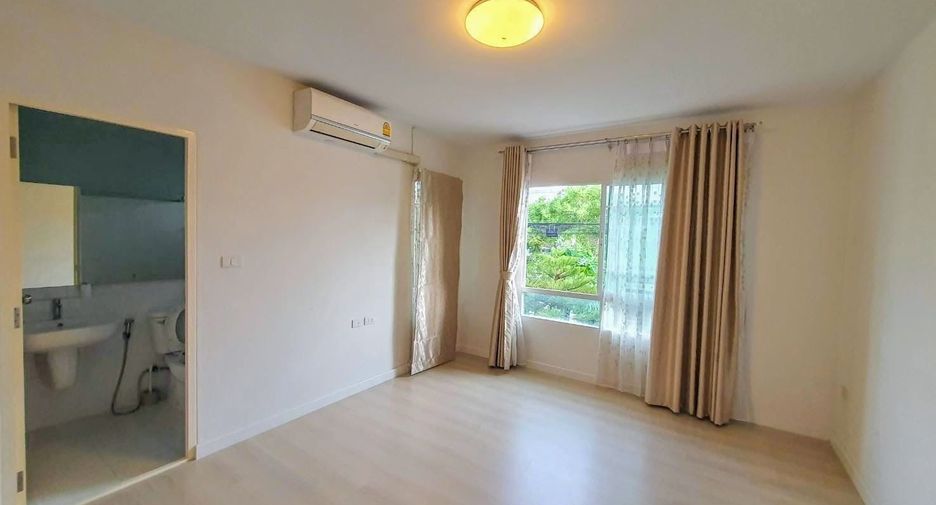 For rent and for sale 2 bedrooms townhouse in Bang Phli, Samut Prakan