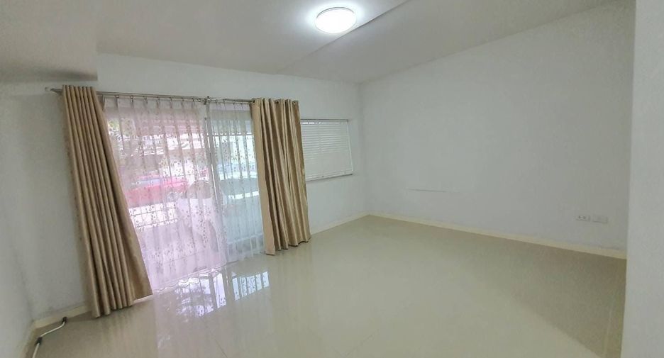 For rent そして for sale 2 Beds townhouse in Bang Phli, Samut Prakan