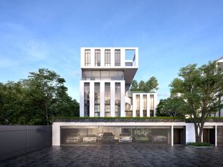 For sale 5 bed office in Khlong Toei, Bangkok
