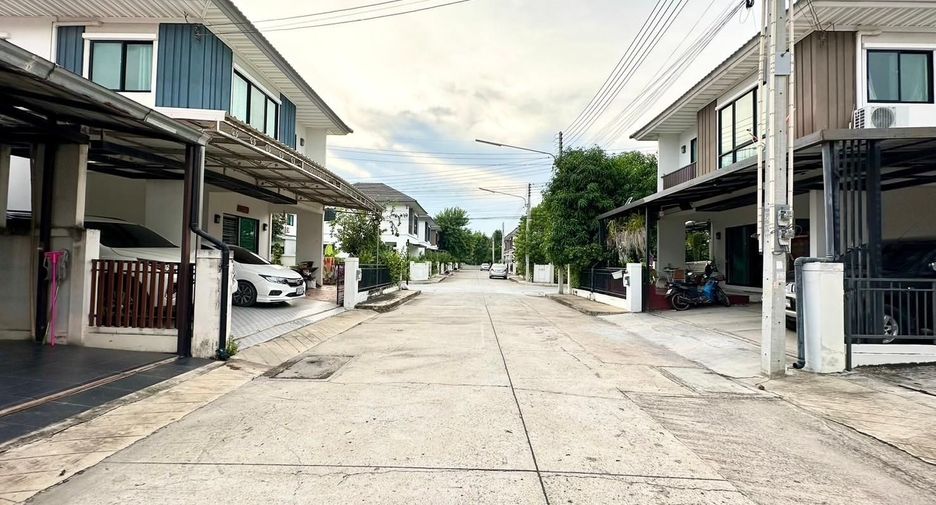 For sale 3 bed house in Mueang Chachoengsao, Chachoengsao