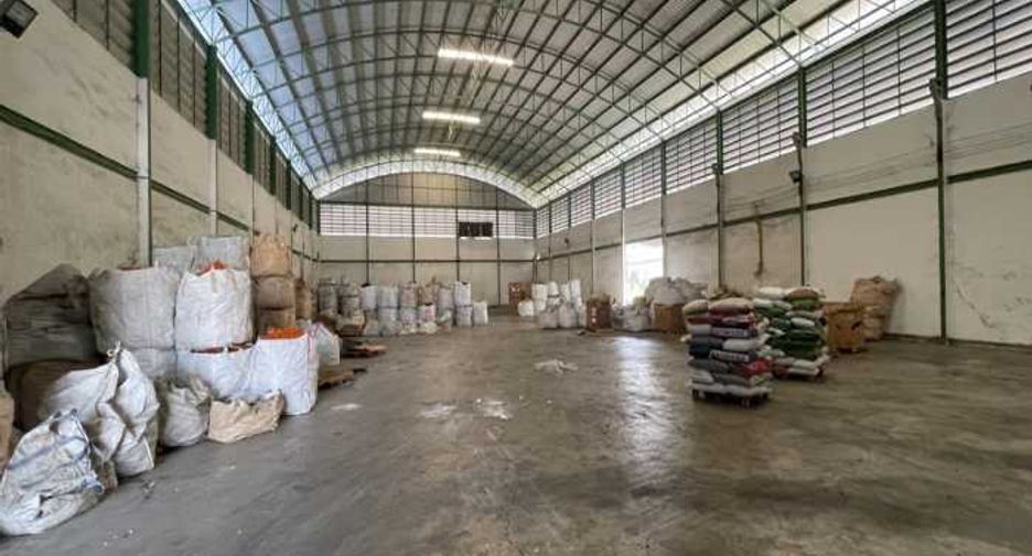 For rent 1 bed warehouse in Mueang Samut Sakhon, Samut Sakhon