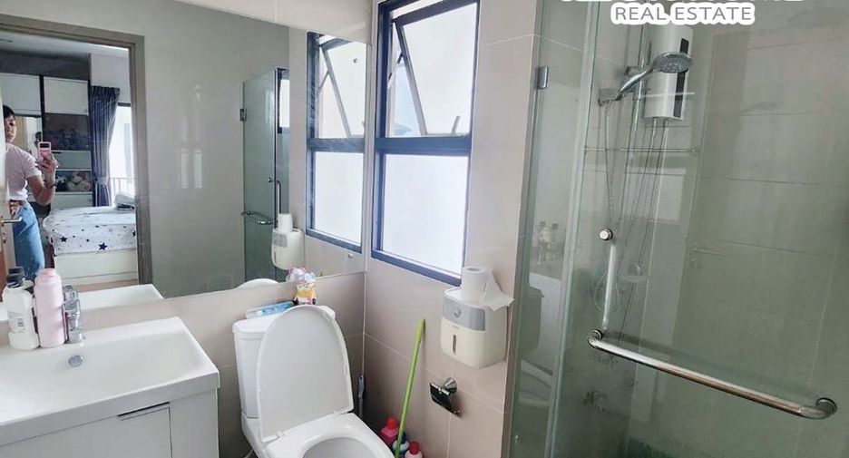 For sale 4 bedrooms house in Don Mueang, Bangkok