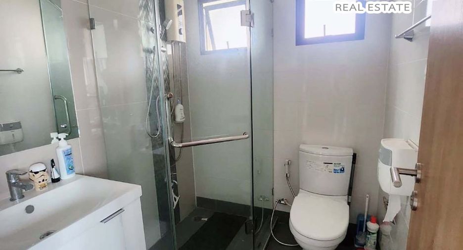 For sale 4 bedrooms house in Don Mueang, Bangkok