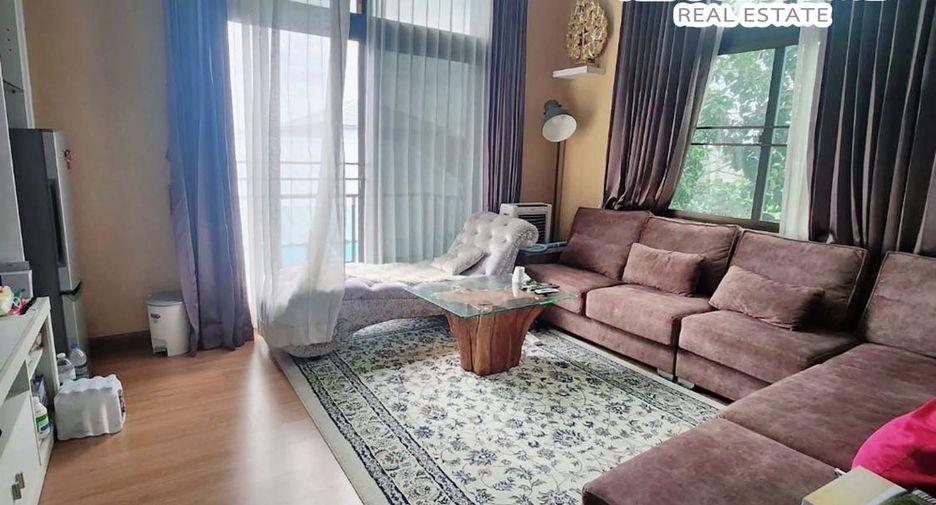 For sale 4 bedrooms house in Don Mueang, Bangkok