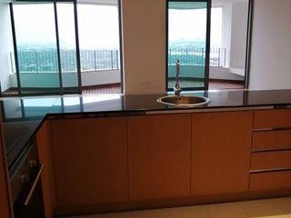 For rent and for sale 2 bedrooms condo in Yan Nawa, Bangkok