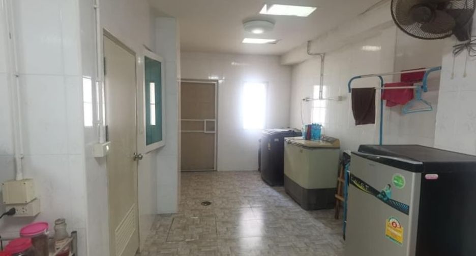 For sale 4 bedrooms house in Mueang Chon Buri, Chonburi