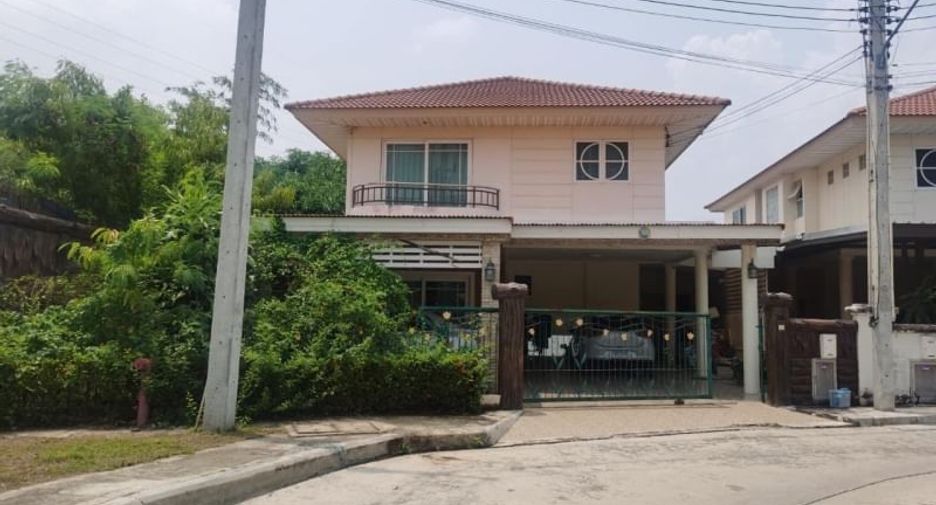 For sale 4 bedrooms house in Mueang Chon Buri, Chonburi