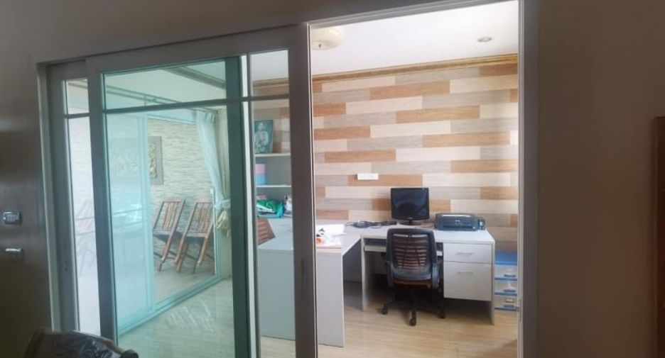 For sale 4 bedrooms house in Mueang Chon Buri, Chonburi