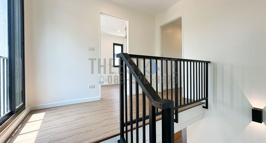 For rent and for sale 4 bedrooms house in Mueang Chiang Mai, Chiang Mai