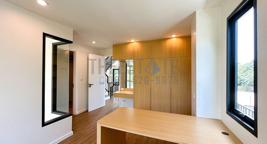 For rent and for sale 4 bedrooms house in Mueang Chiang Mai, Chiang Mai