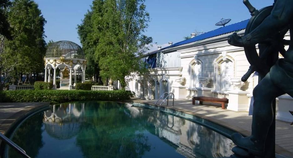 Аренда и продажа 3 спальни таунхаус в Суан Луанг, Бангкок