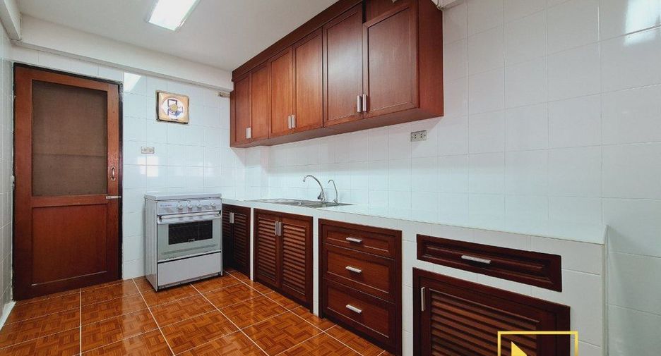 For rent 2 ベッドルーム apartment in Khlong Toei, Bangkok