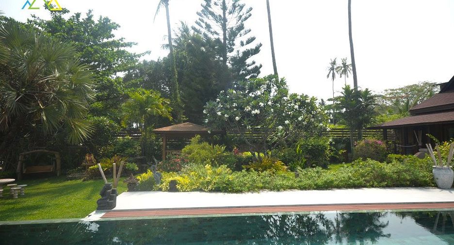 For rent 4 bedrooms villa in Ko Samui, Surat Thani
