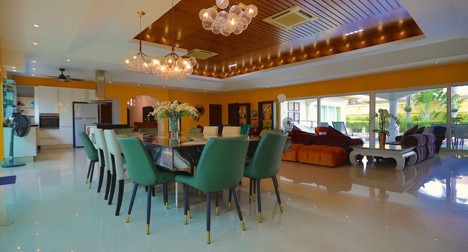 For sale 4 bed house in Bang Lamung, Chonburi