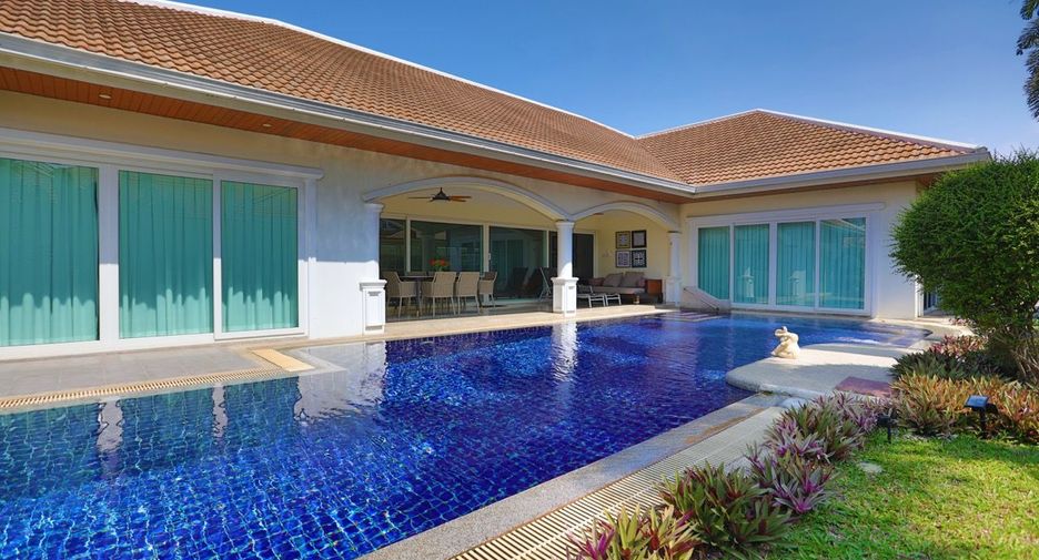 For sale 4 bed house in Bang Lamung, Chonburi