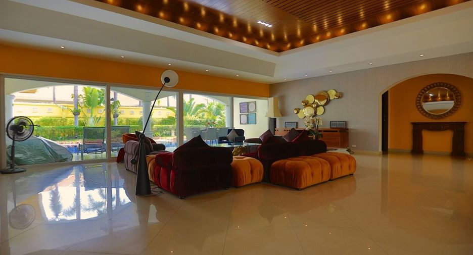 For rent そして for sale 4 Beds house in Jomtien, Pattaya
