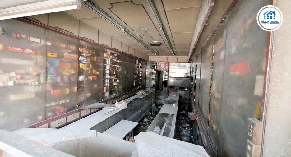 Продажа 3 спальни торговое помещение в Чатучак, Бангкок