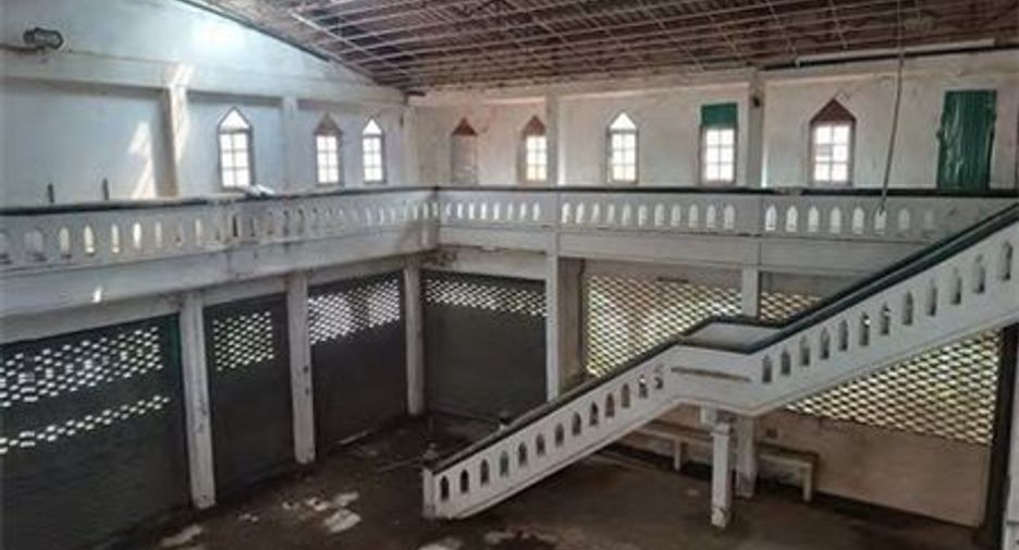 For sale retail Space in Mueang Phetchaburi, Phetchaburi